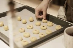 烘焙制作教程及蛋黄和蛋清需要分开